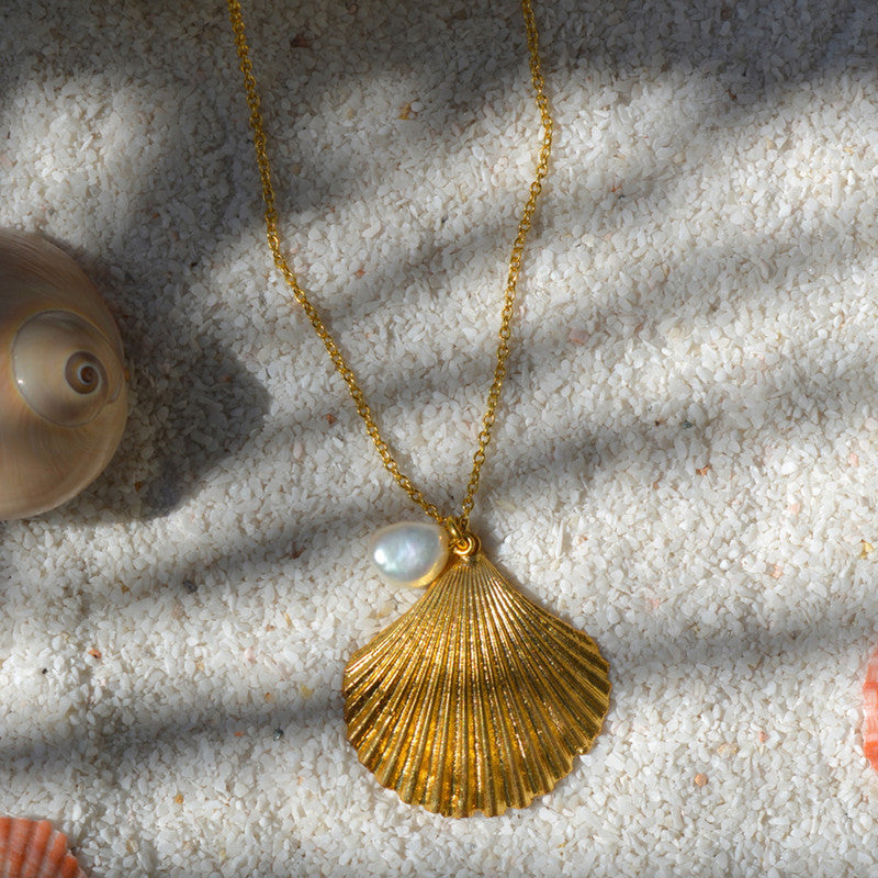 Scallop Neckpiece | Gold Plated