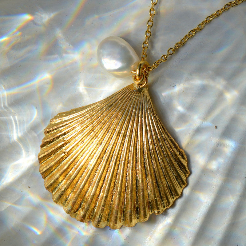 Scallop Neckpiece | Gold Plated