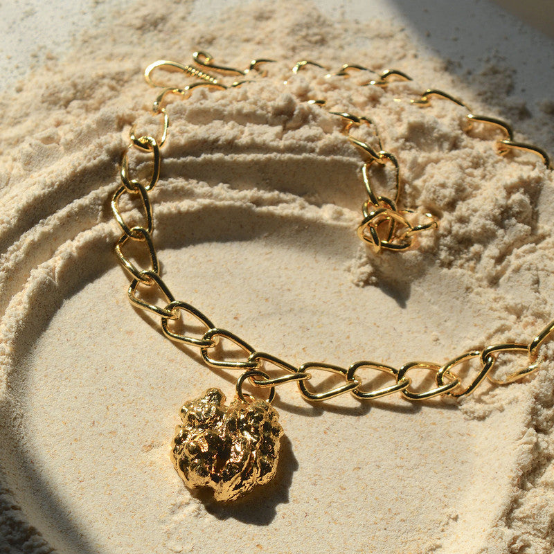 Walnut Neckpiece | Gold Plated