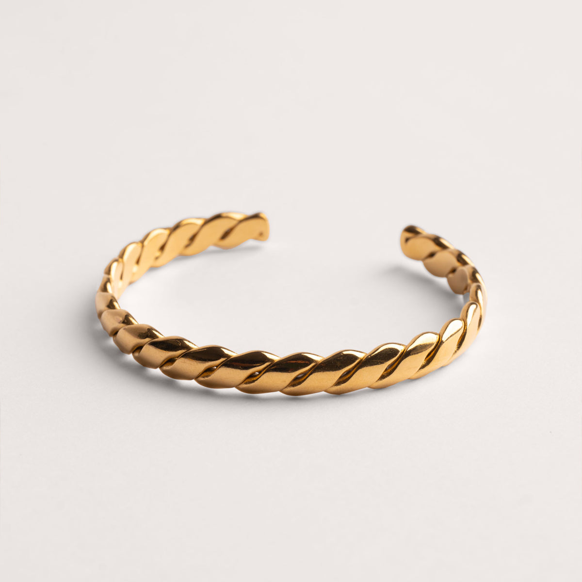 18KT Gold Plated Serena Cuff Bracelet