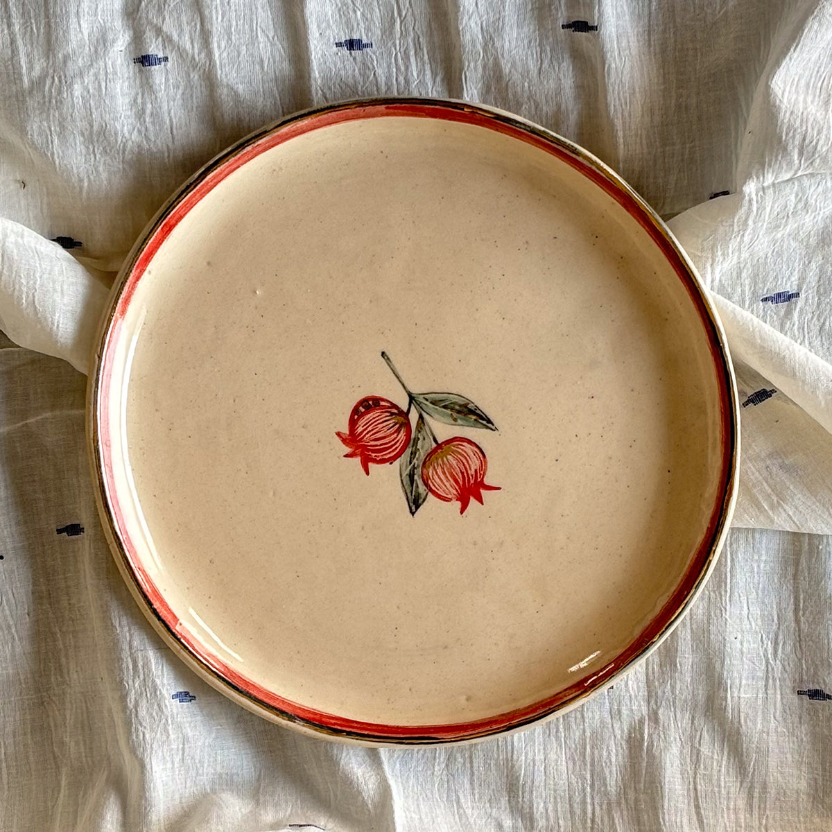 Handpainted 8" plate | Anaar | Finished with 22 Carat Gold