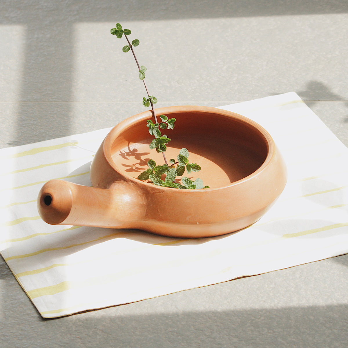 Terracotta Pan | Brown