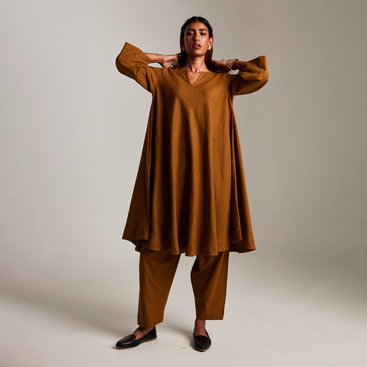 Olive Co-Linen Pheran Kurta Set