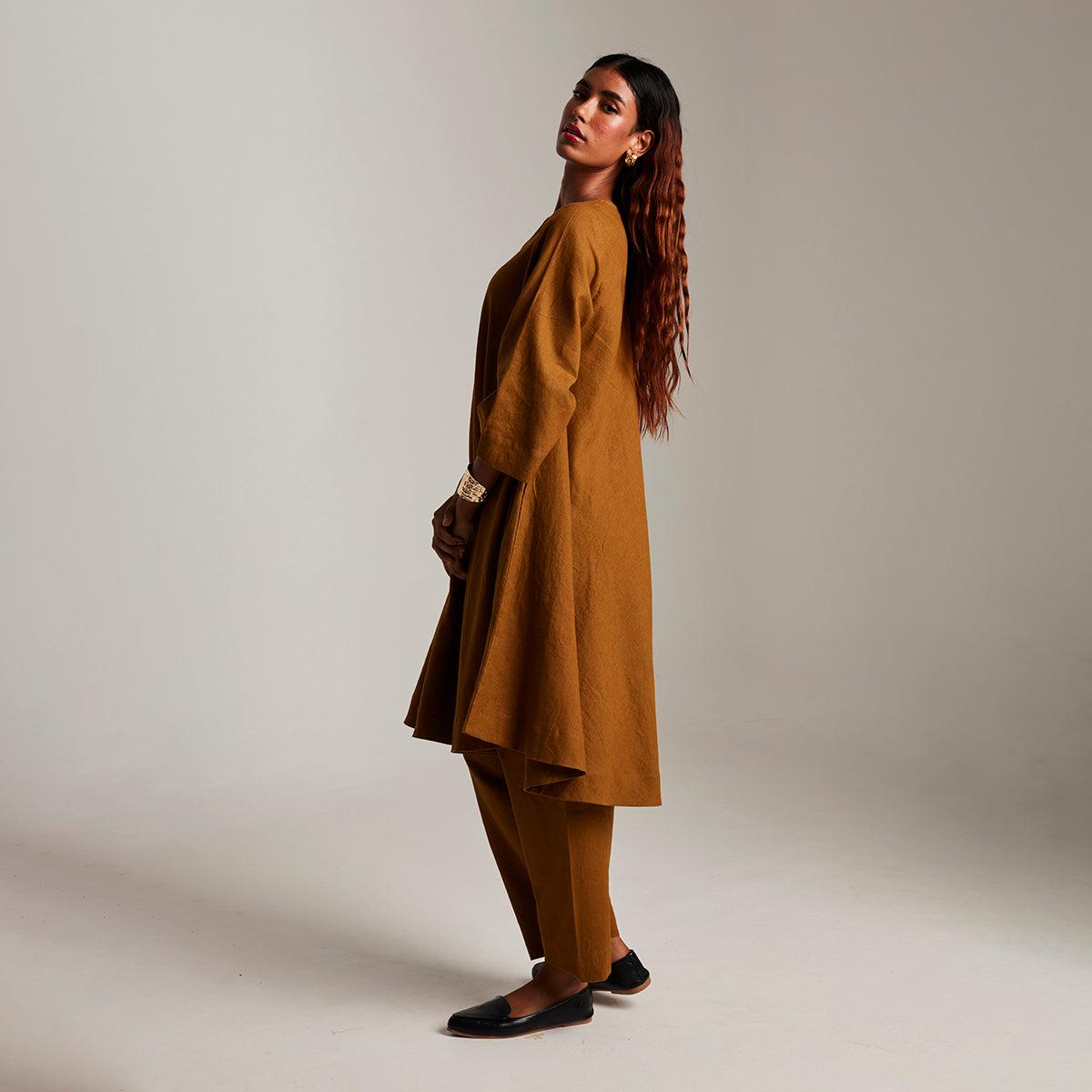 Olive Co-Linen Pheran Kurta Set