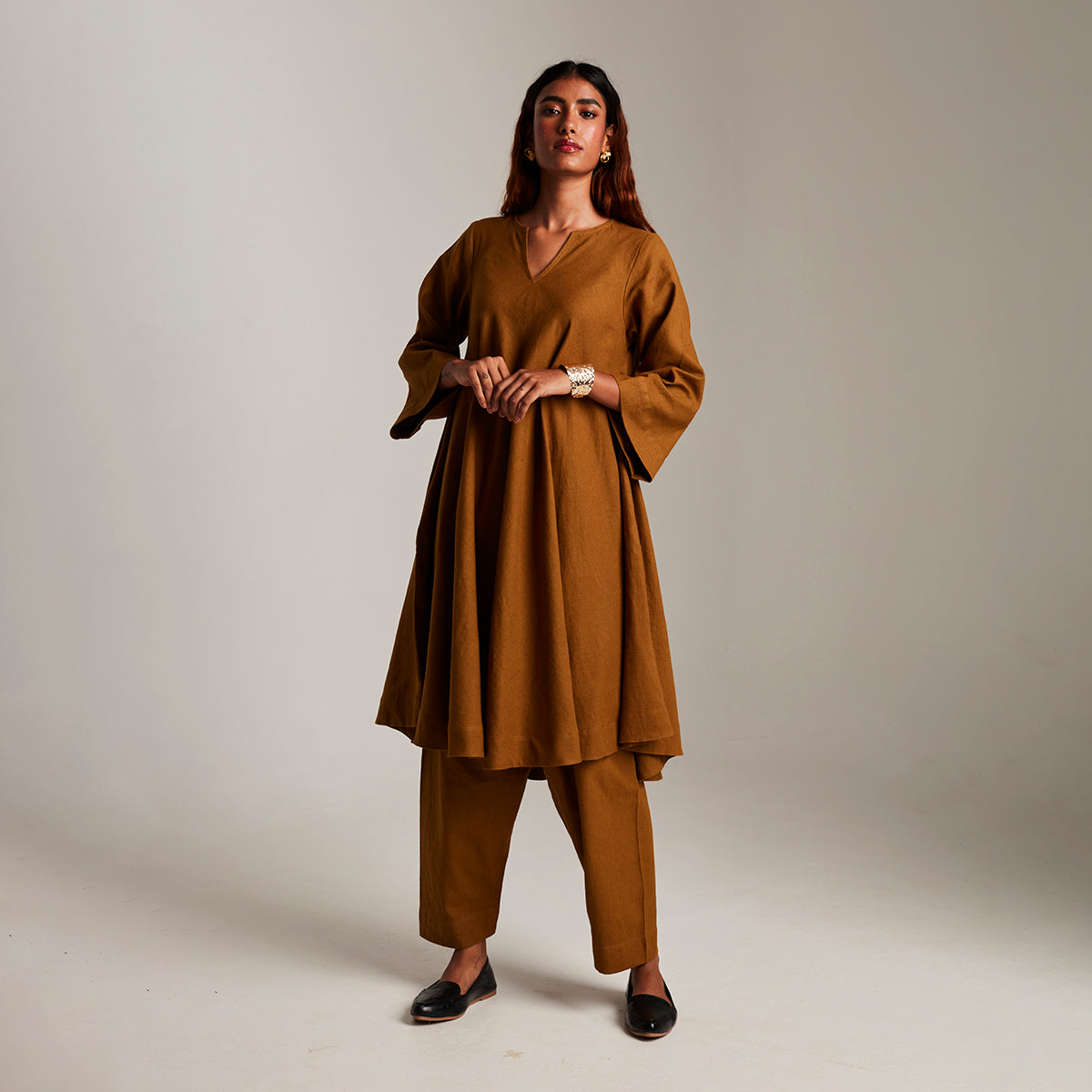 Olive Co-Linen Pheran Kurta Set