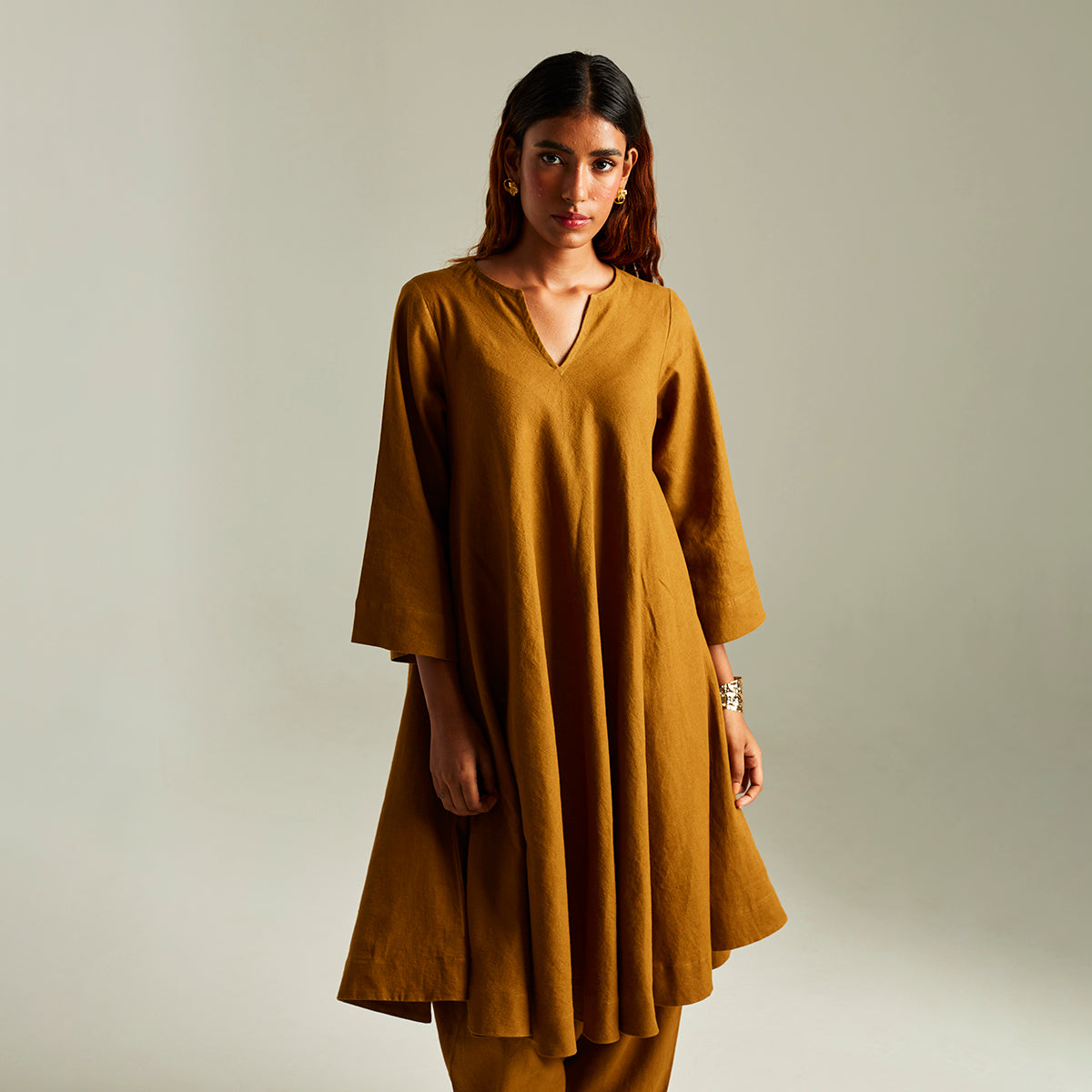 Olive Co-Linen Pheran Kurta Set