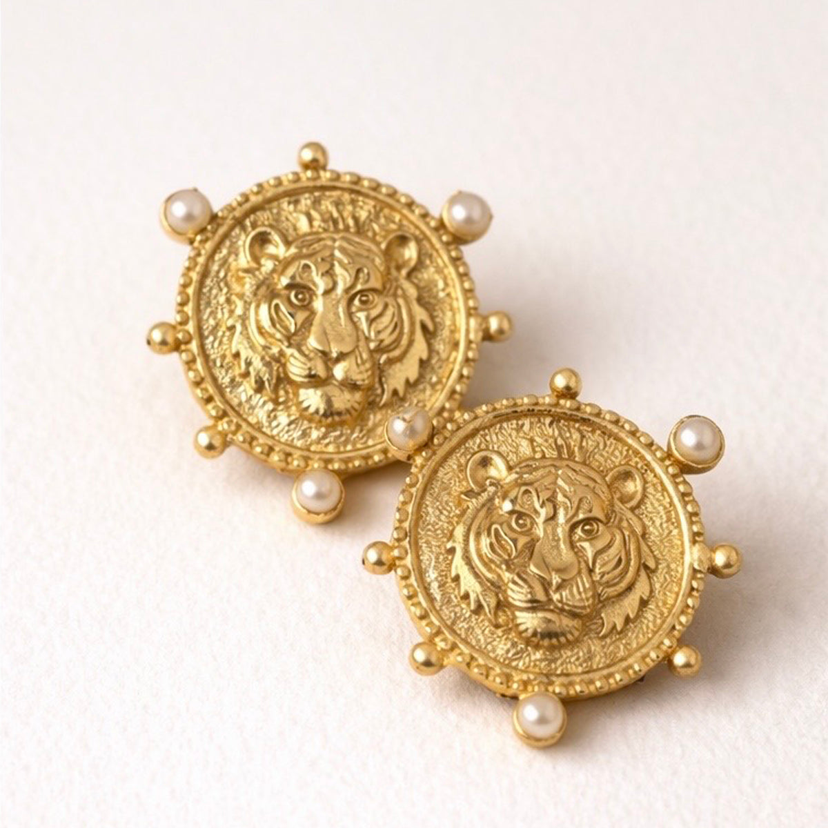 Shera Earrings