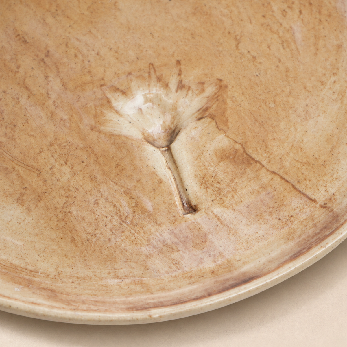 Meadow Dinner Plate - Brown