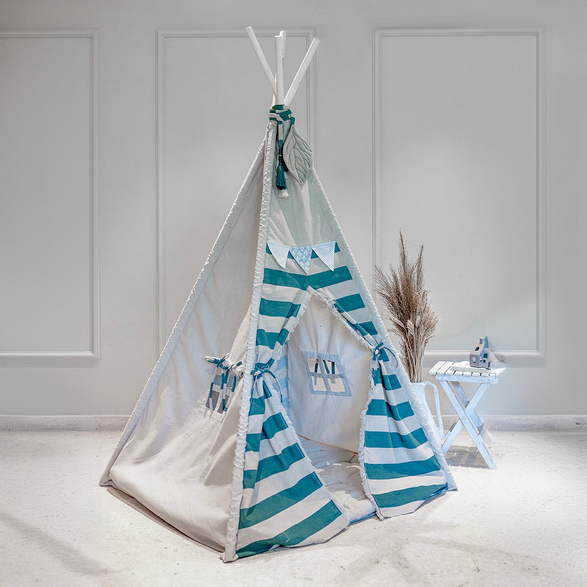 Adventure Alley - Green Teepee Tent