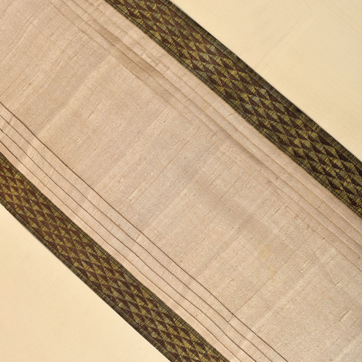 Tema de Brook Handwoven Table Runner