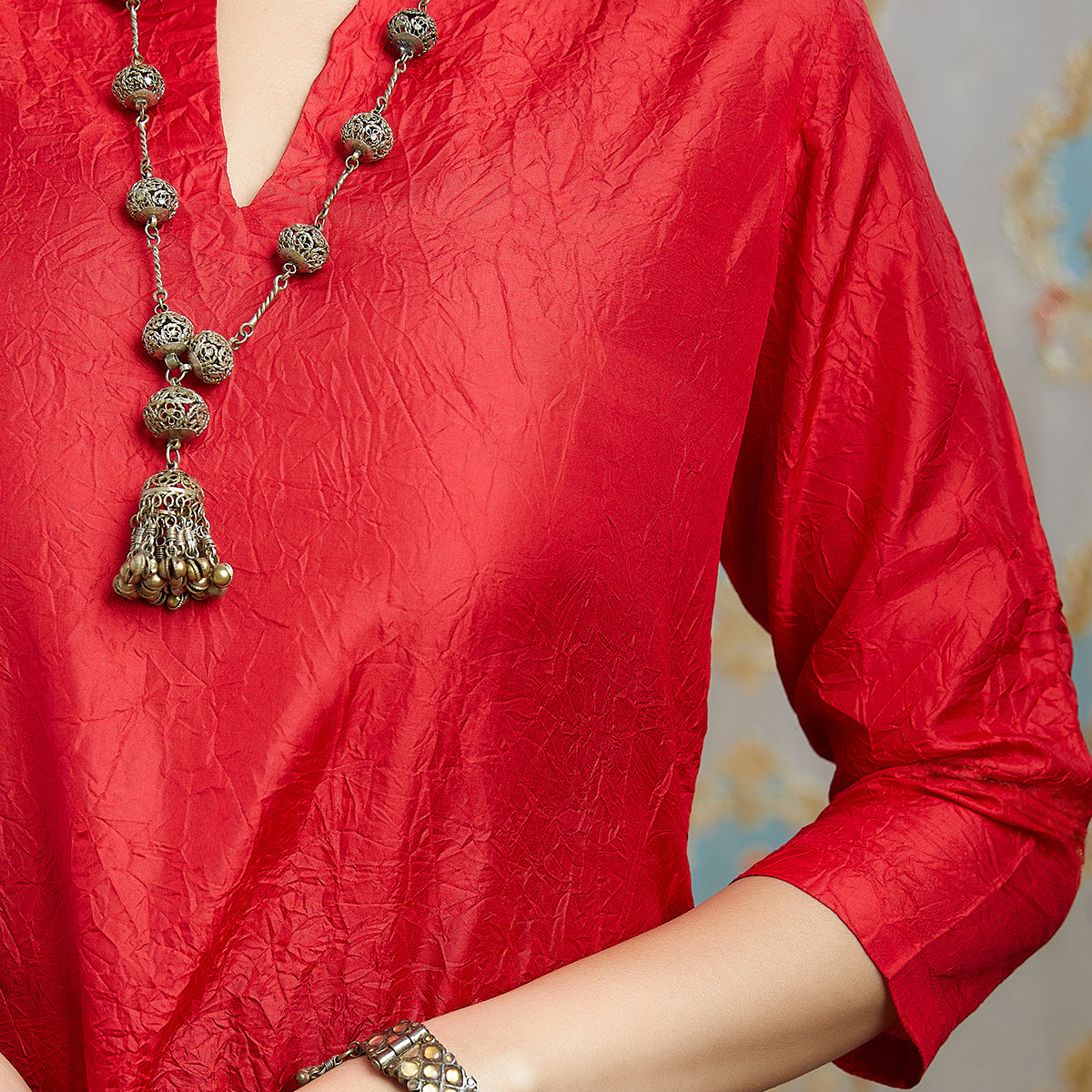 Vibhuti-Red Hand Crushed Silk Straight Kurta & Pants