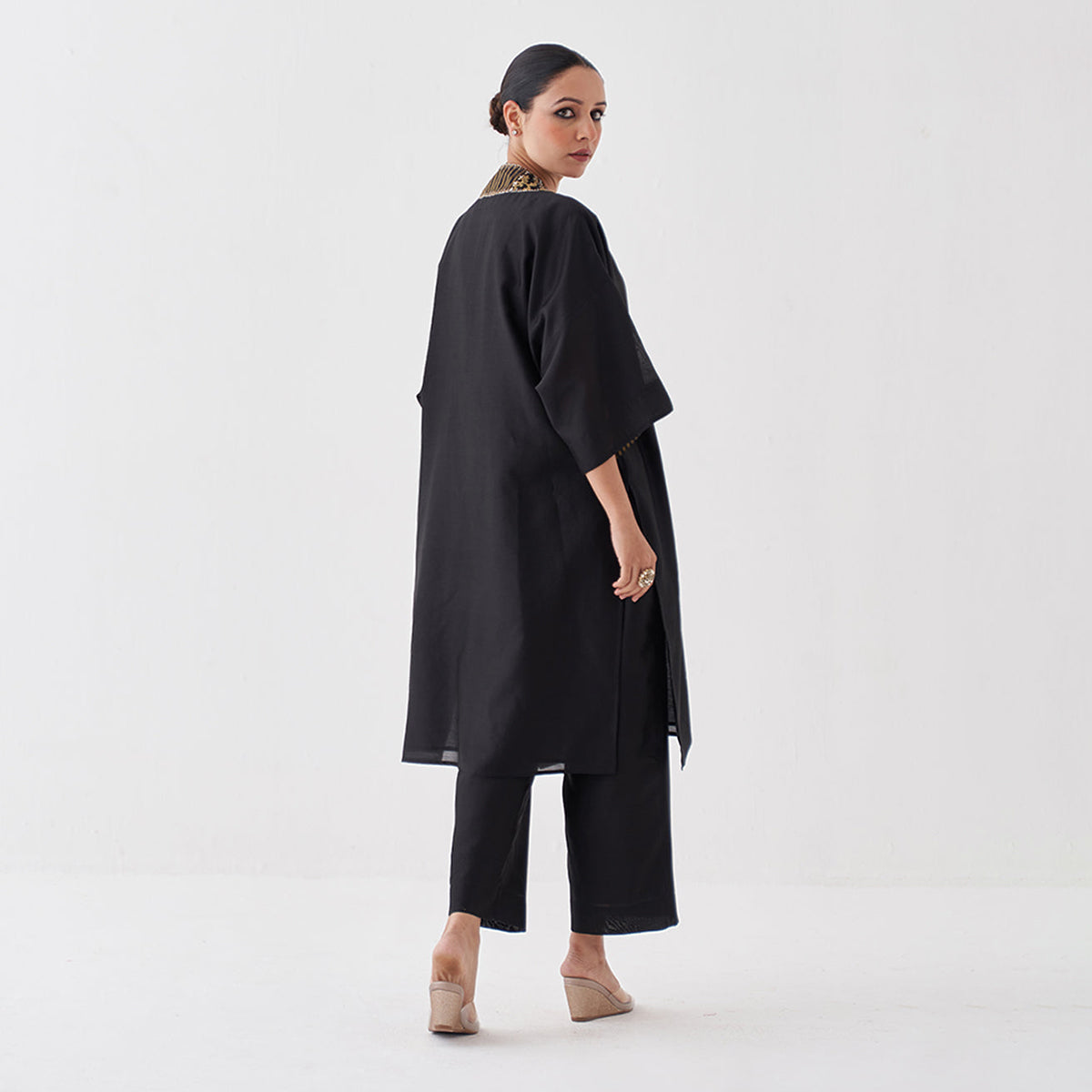 Handwoven Silk Chanderi Ensemble With Woven Banarasi & Handwork | Black