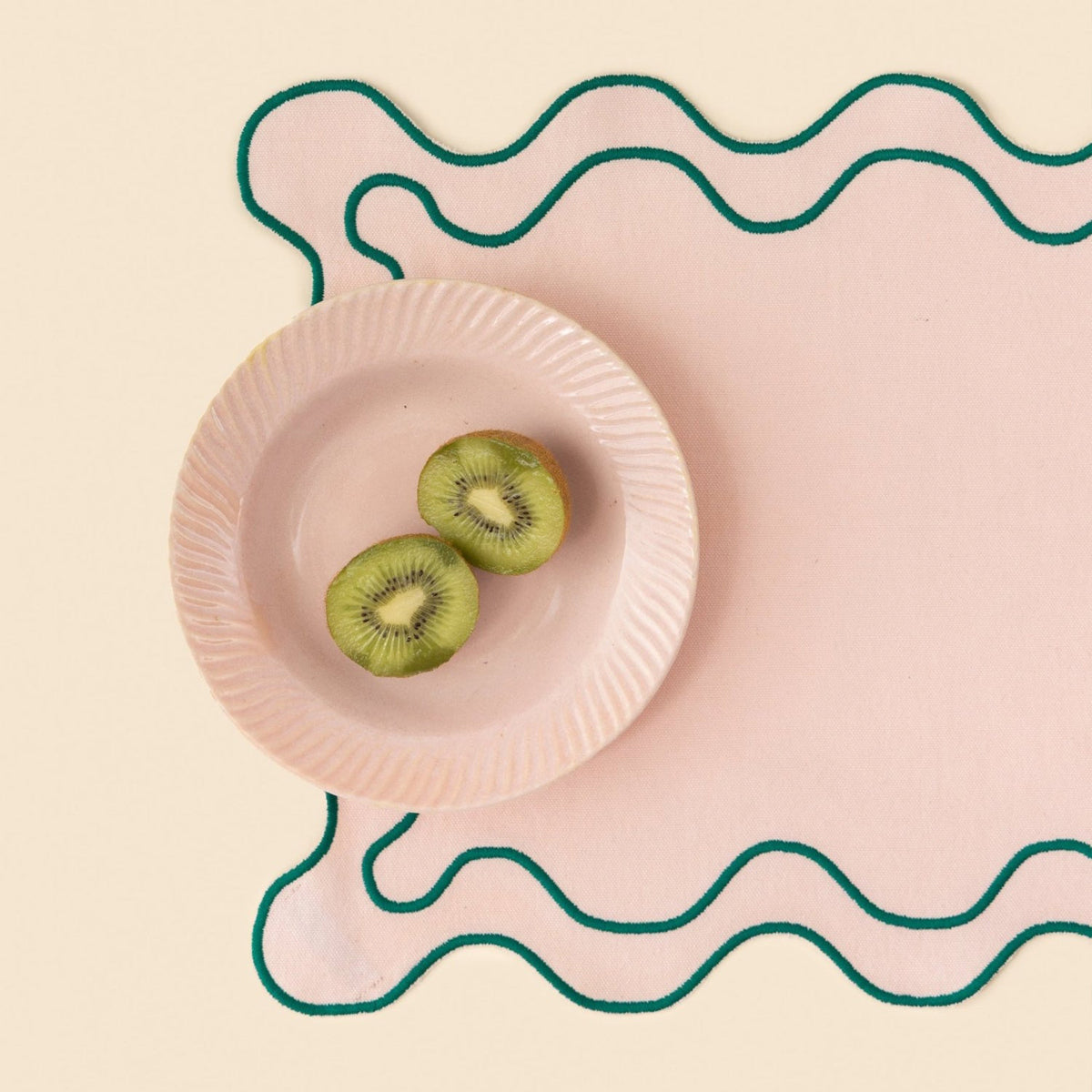Scalloped Placemats | Blush