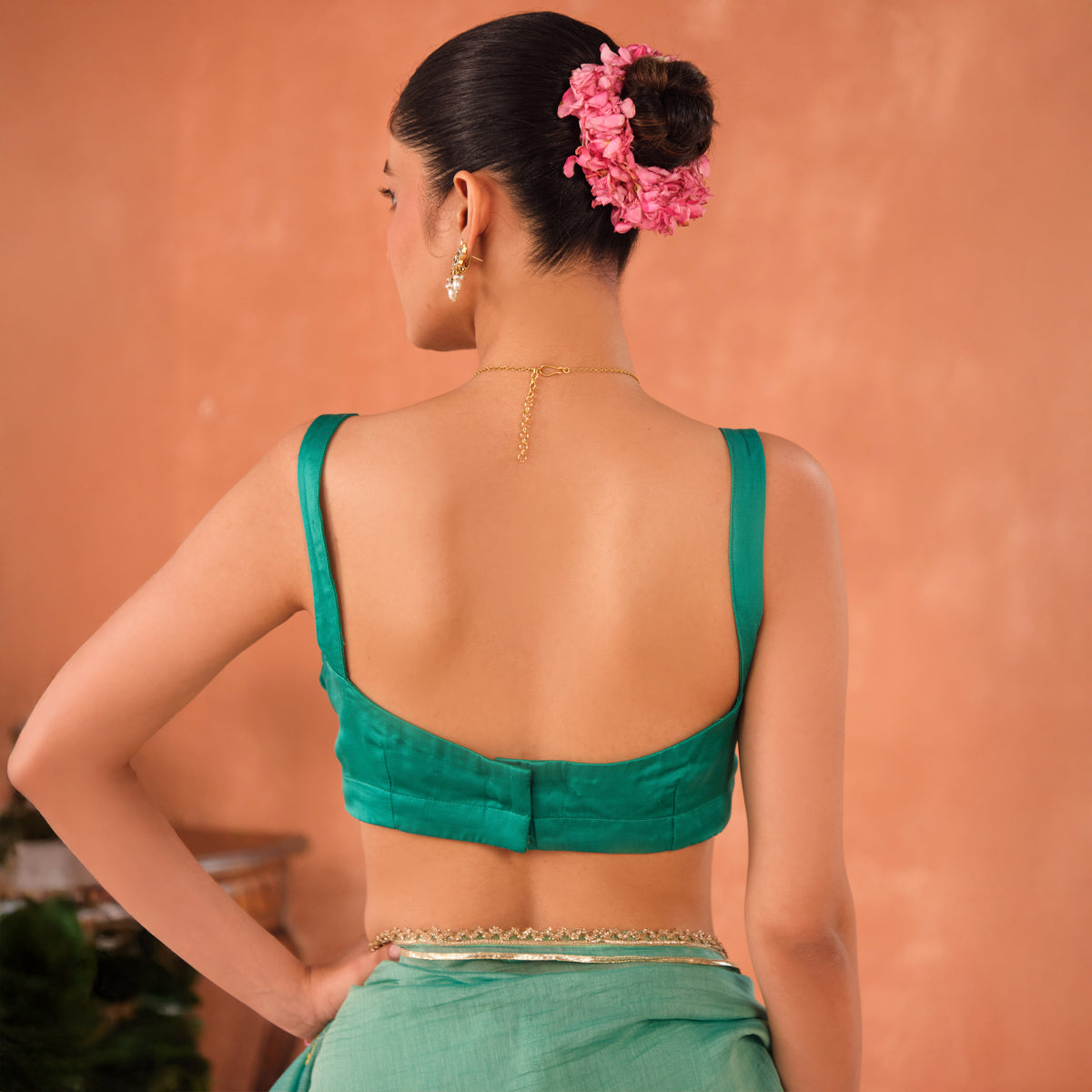 Green Sweetheart Neck Silk Linen Blouse