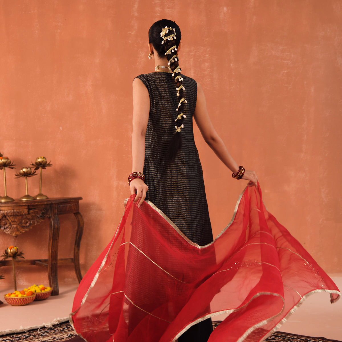 Paavni Chanderi Kurta Set