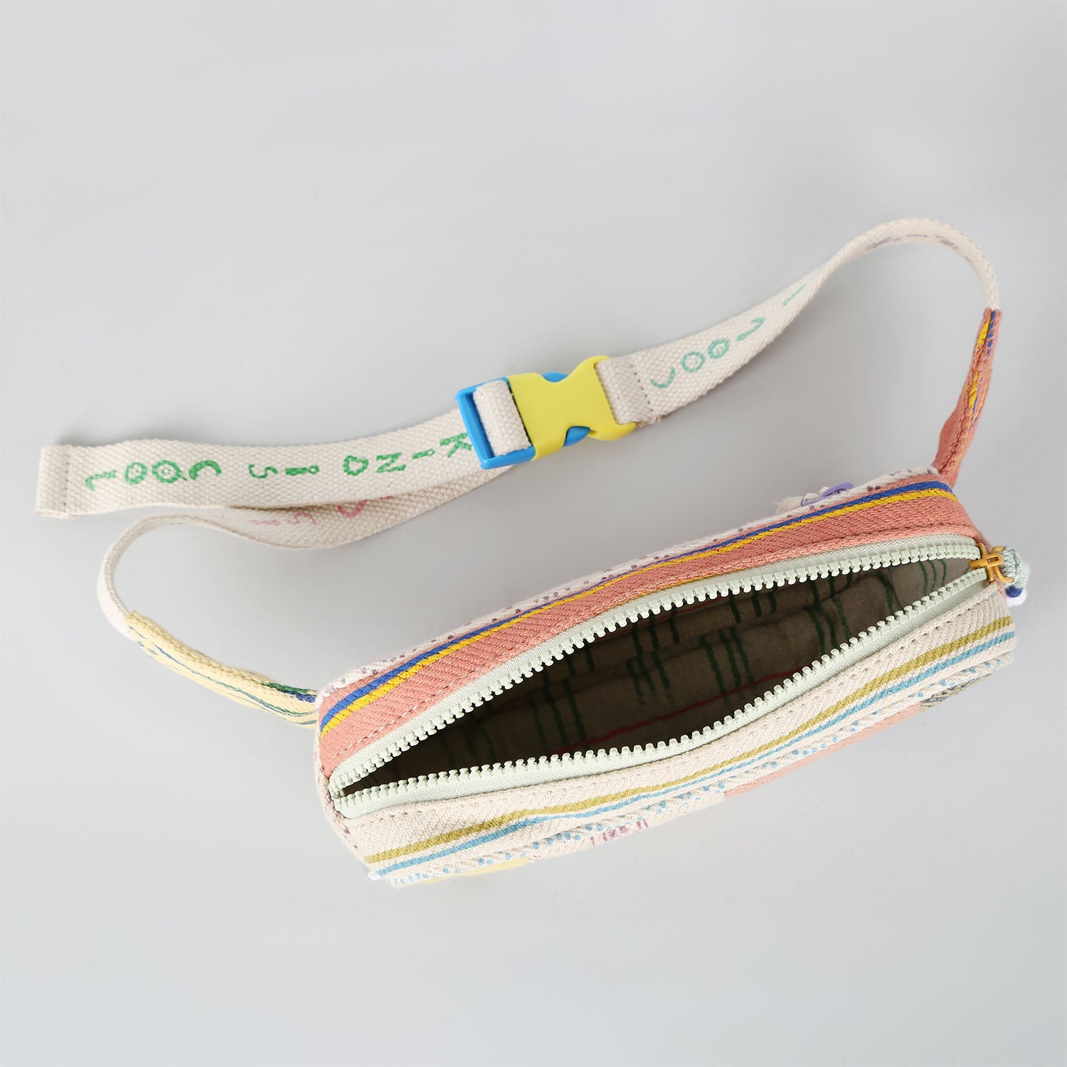 Vaquita Patch Work Fanney Pack