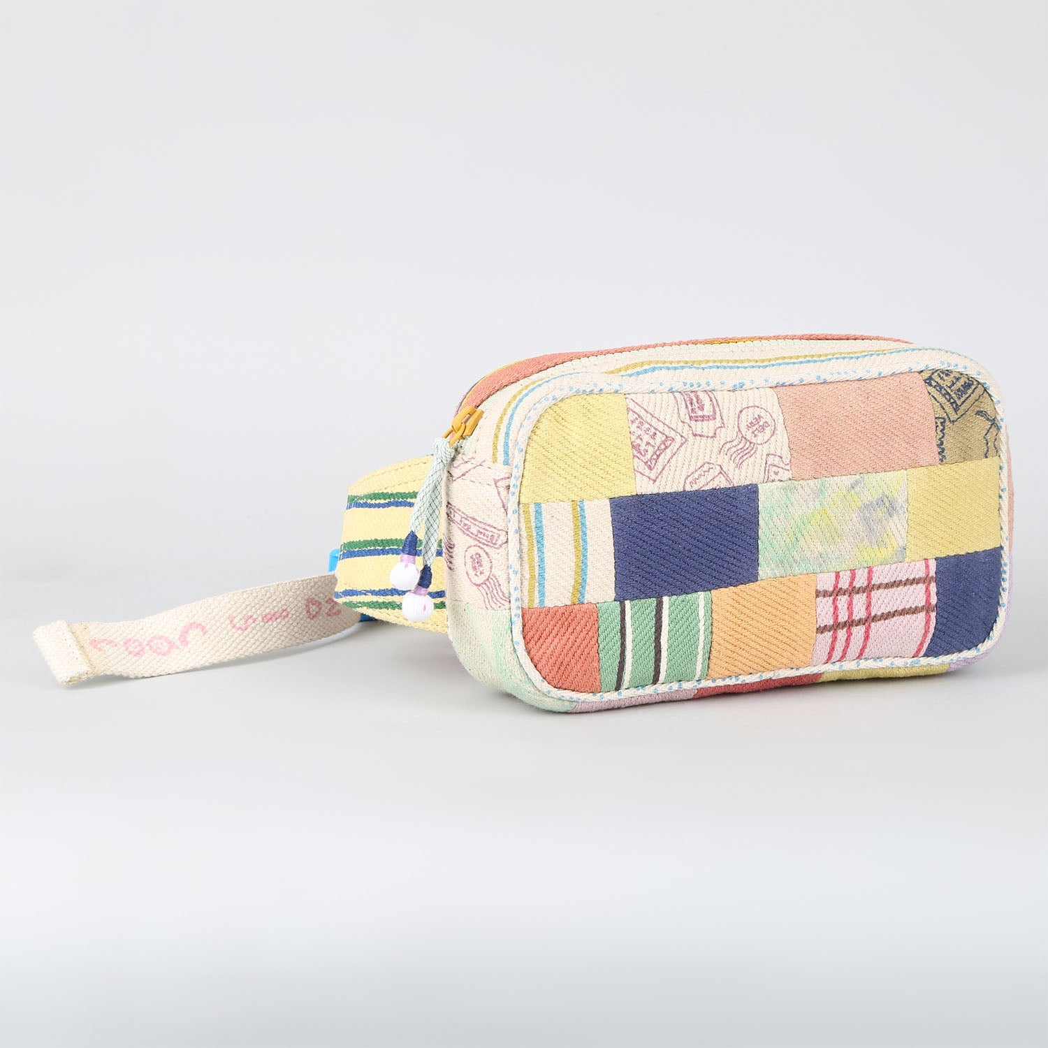 Vaquita Patch Work Fanney Pack