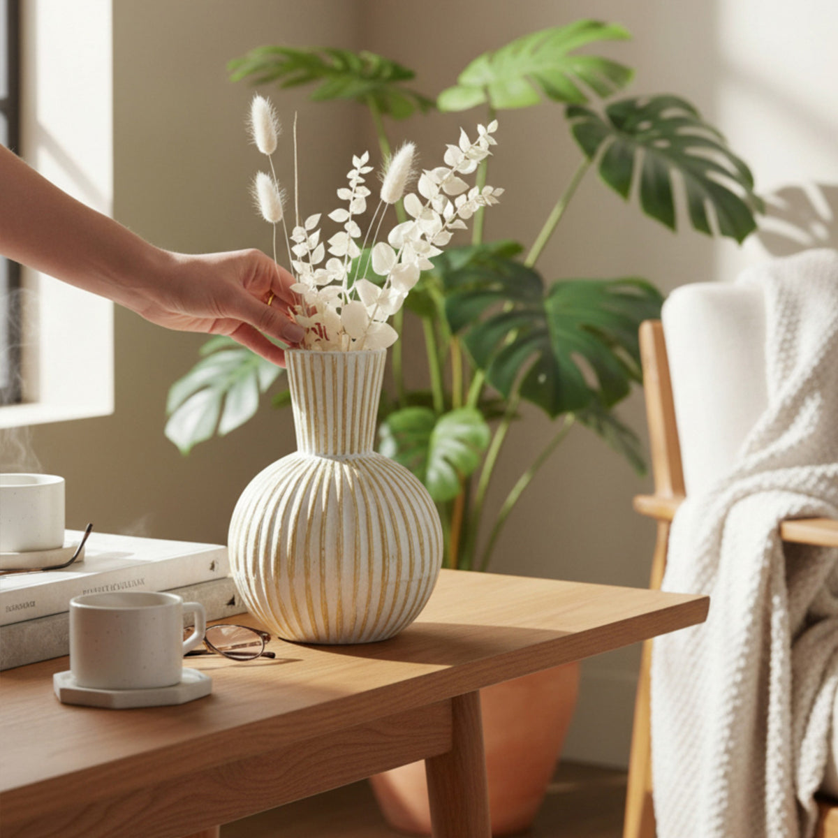 Sandbar Willow Vase