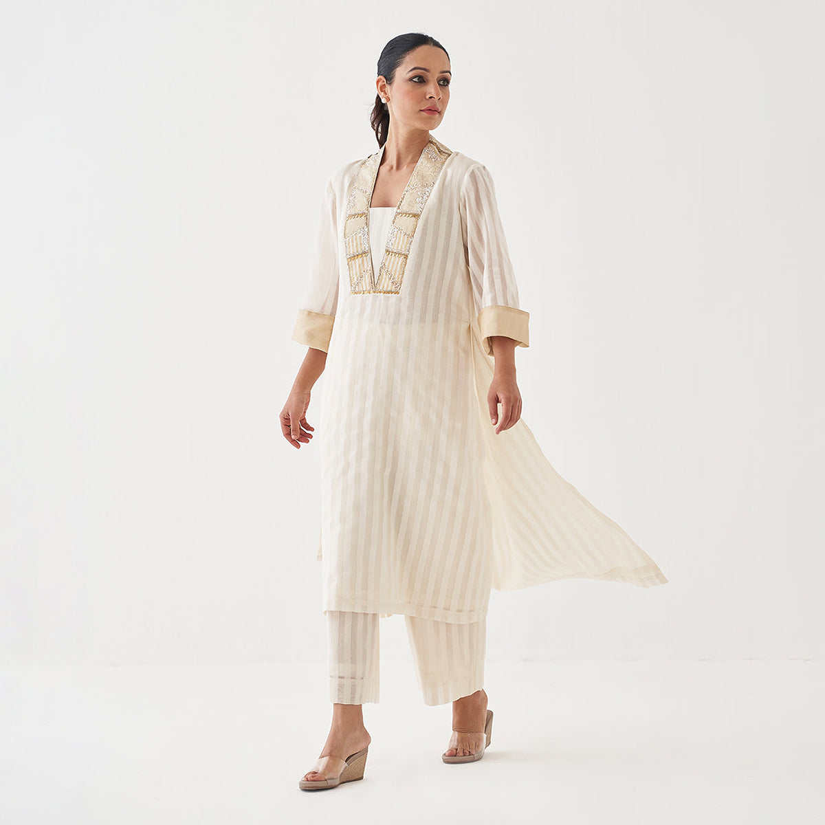 Handwoven Silk Chanderi Ensemble With Woven Banarasi & Handwork | Off-White