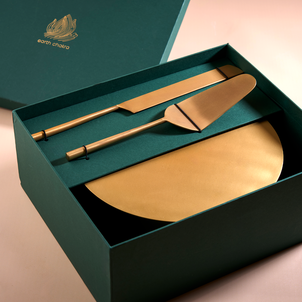 Brass Cake Stand with Knife & Server | Gift Set