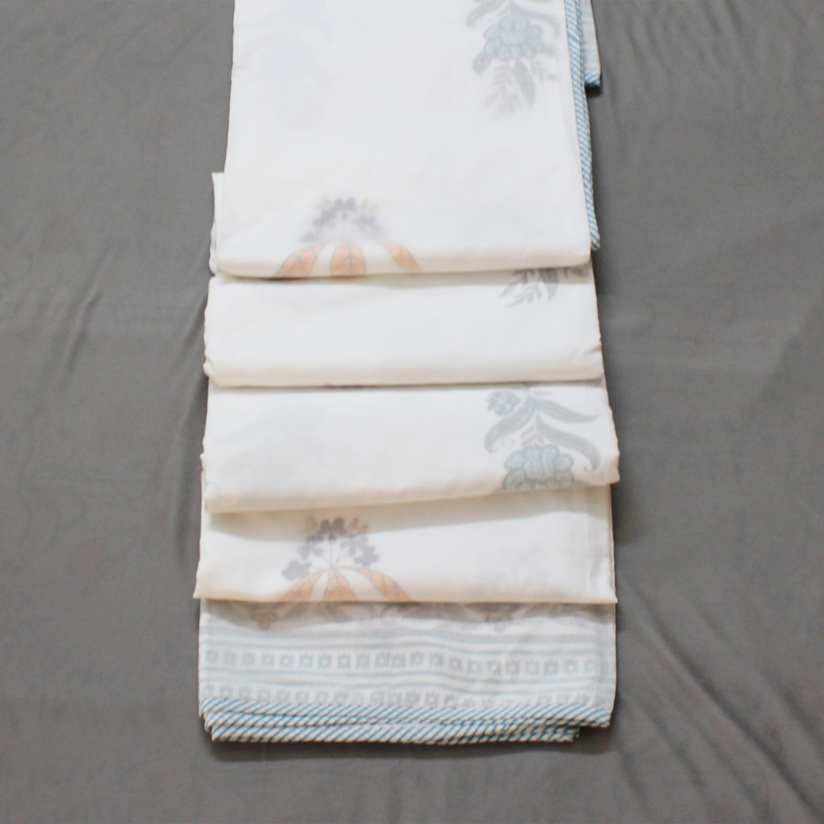 Floral Hues Muslin Dohar (Y Motif)