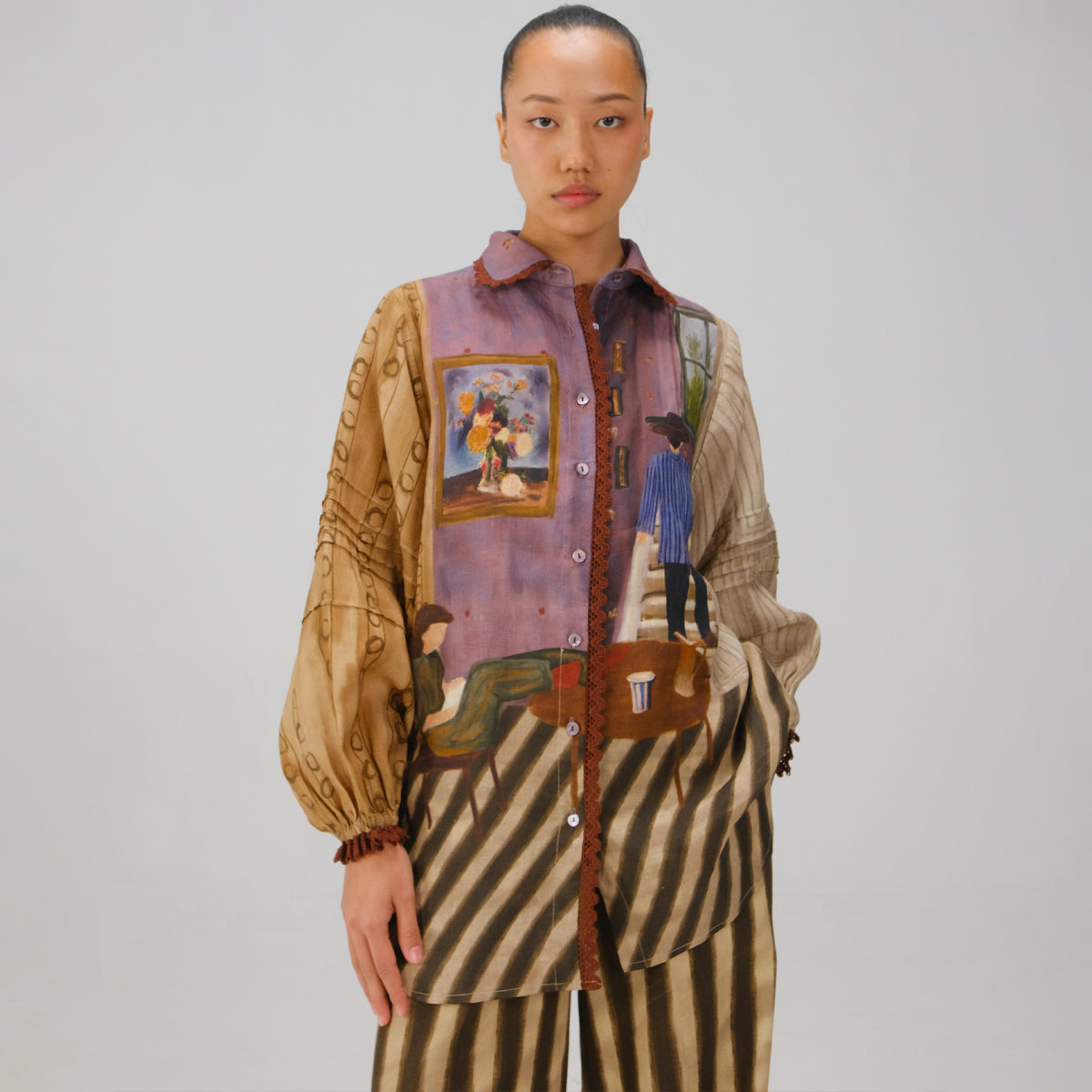 Living Room Moira Shirt