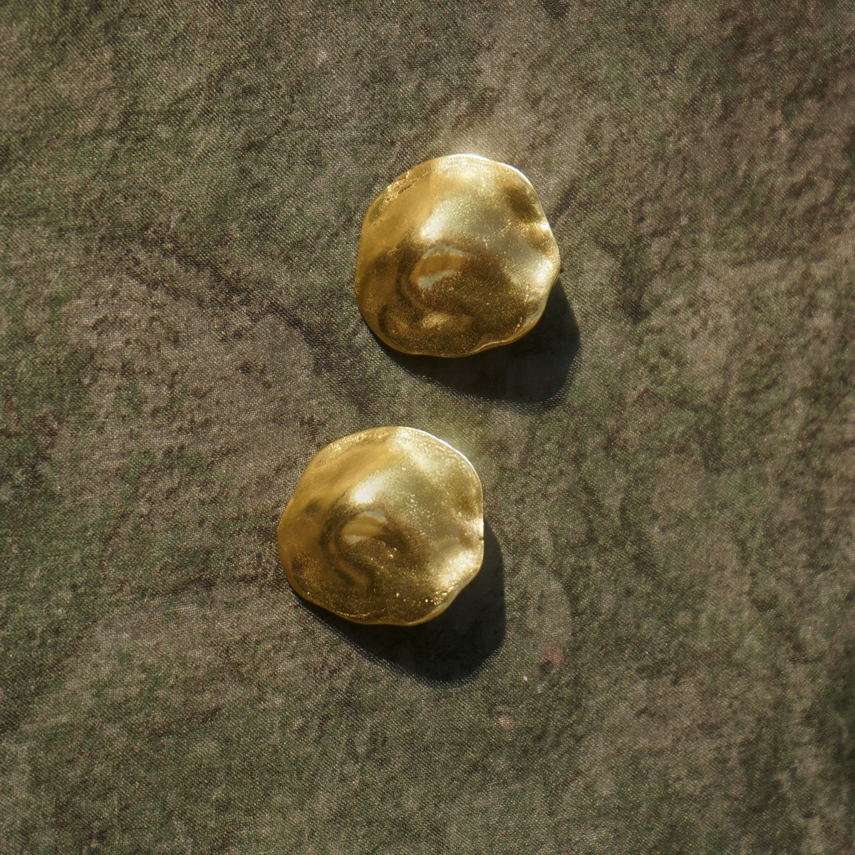Drops Stud - Brass