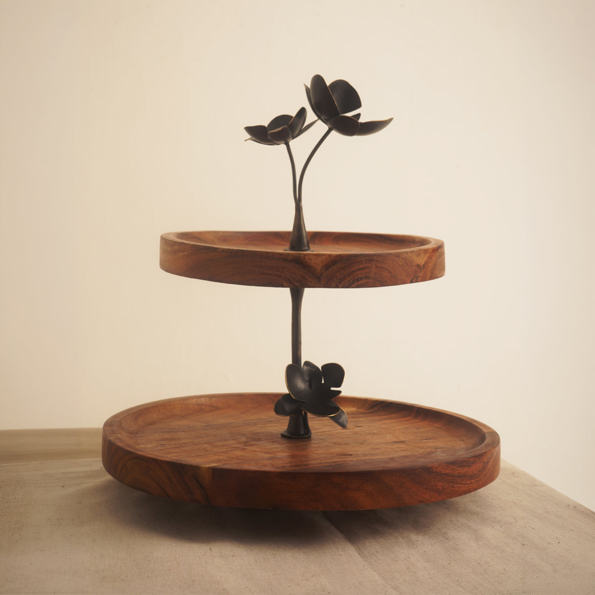 Bloom Cake Stand - Natural
