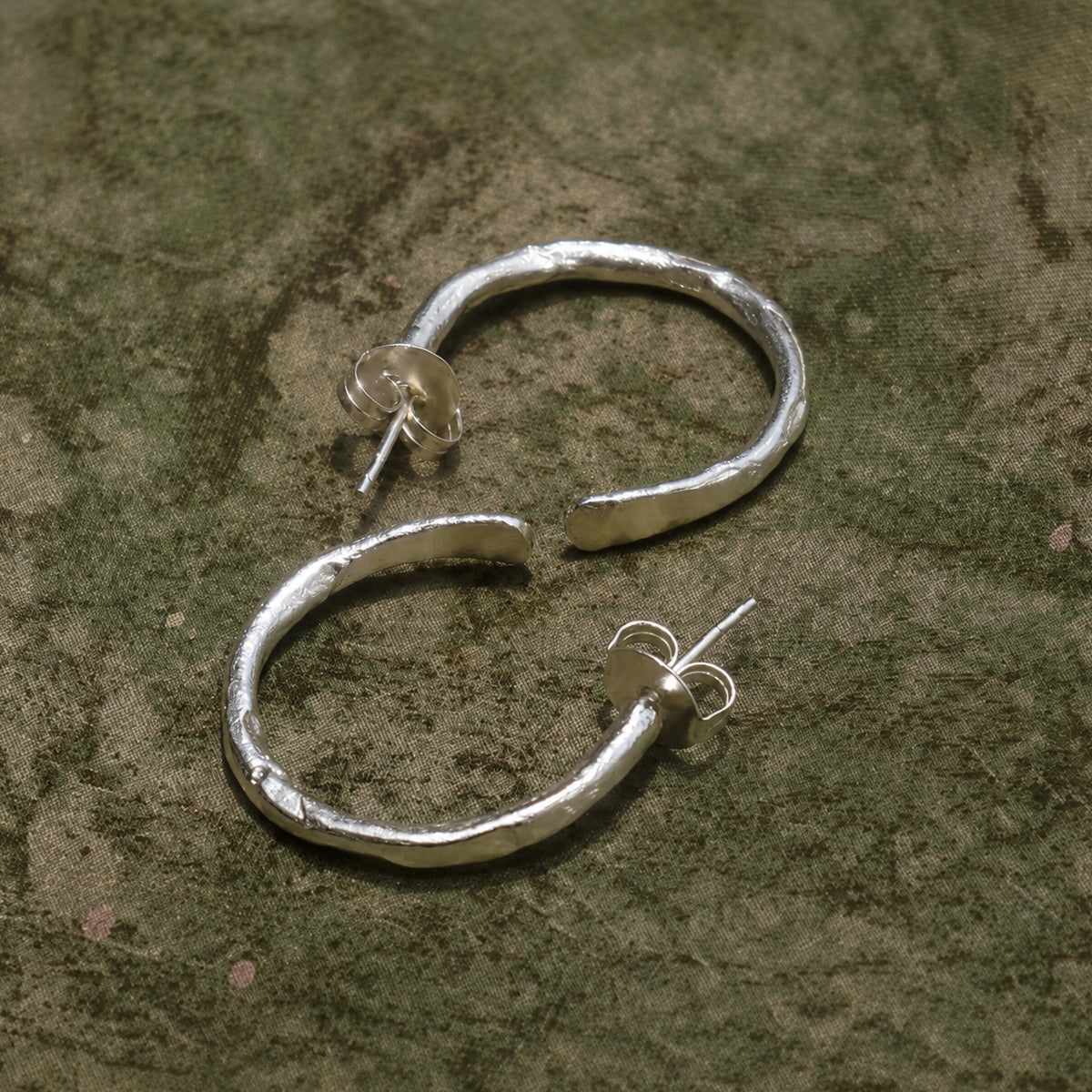 Halo Hoops (Small) - Silver