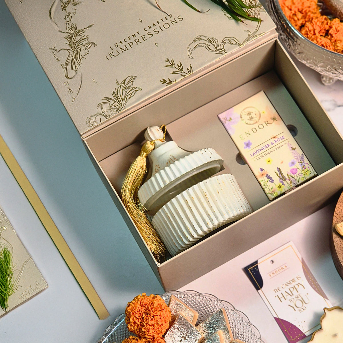 Tassel Lid Jar + Wax Tablet (Milky)