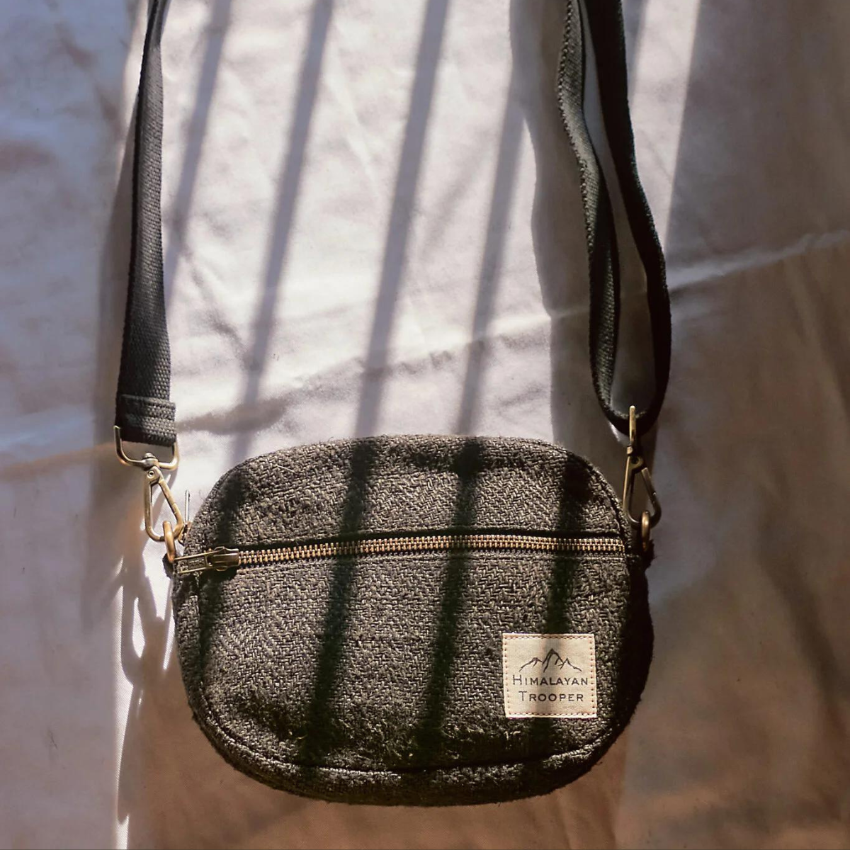 Hemp Sling Bag - Tannin Black