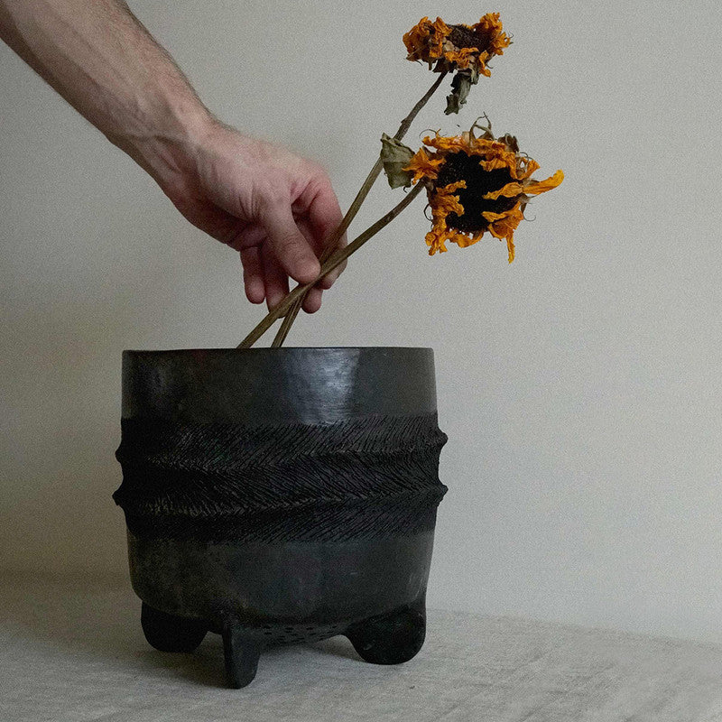 Longpi Planter | Black