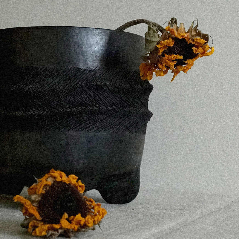 Longpi Planter | Black