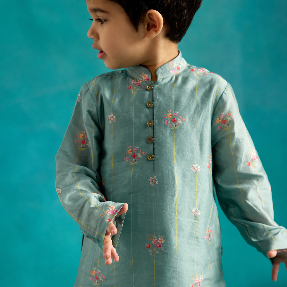 Paan Rekh Chitthi Kurta Set