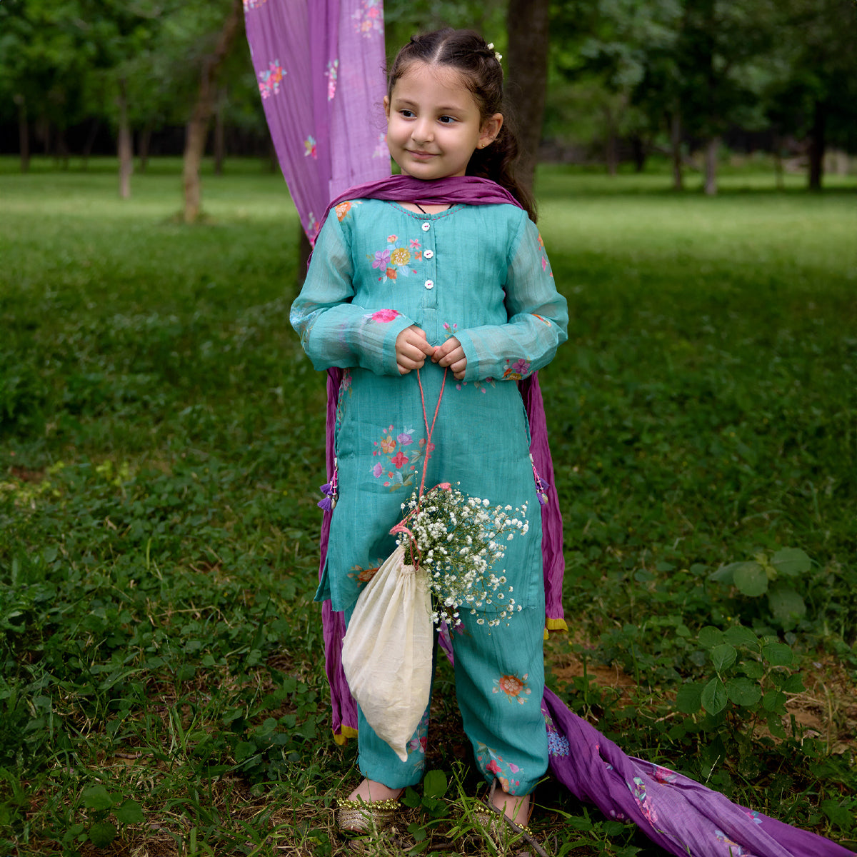 Paan Chitthi Kurta Set