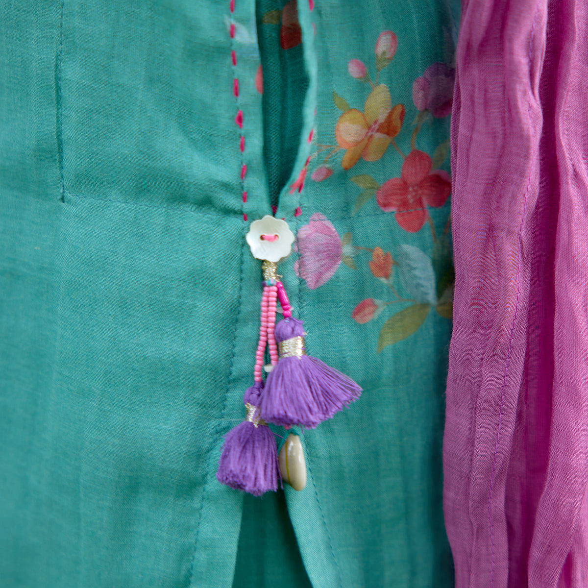 Paan Chitthi Kurta Set