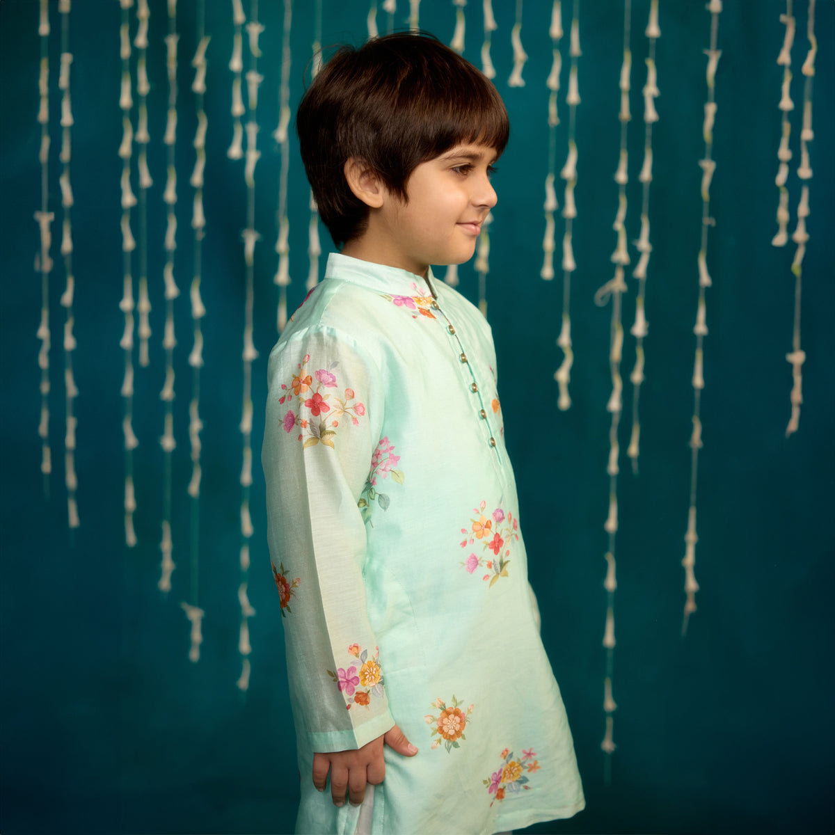 Vayu Chitthi Kurta Set