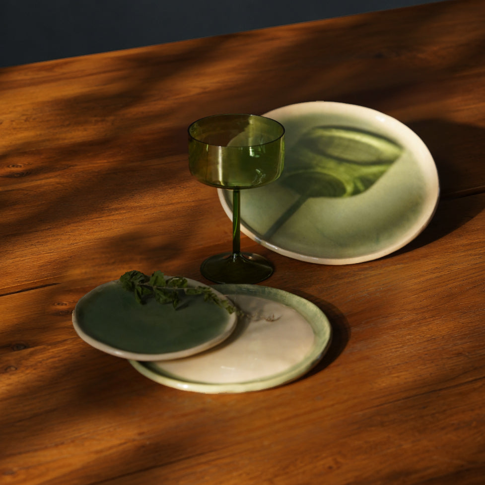 Meadow Plate - Green & Ivory