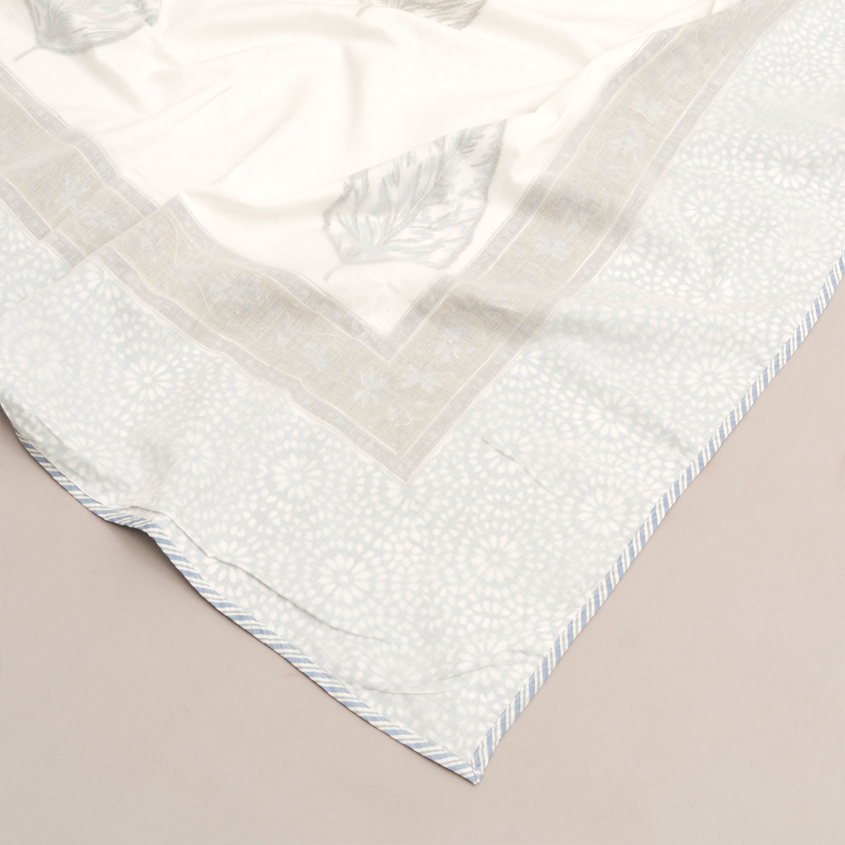 Floral Hues Muslin Dohar (Leaf)