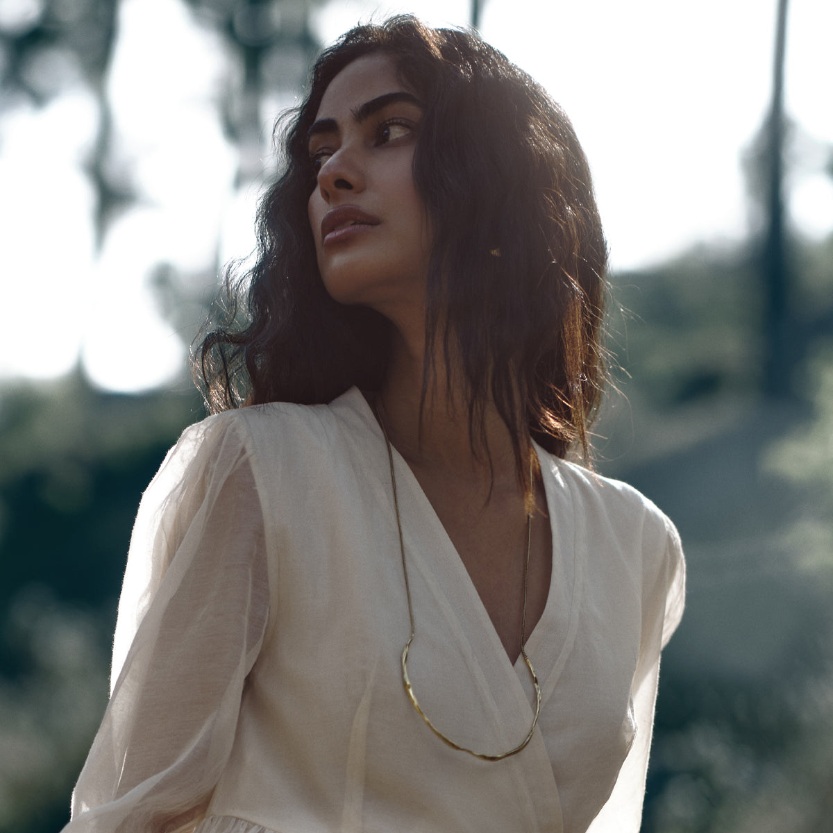Humming Necklace - Brass