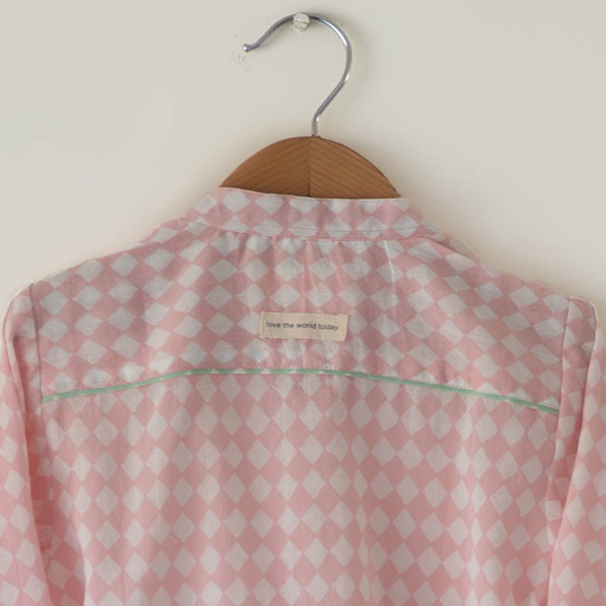 Barefoot Boy Shirt In Blush Pink Rhombus