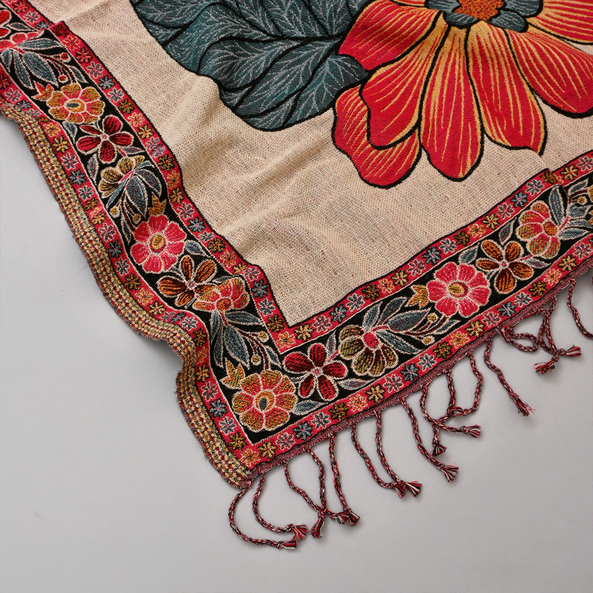 The Scarlet Garden Throw-4