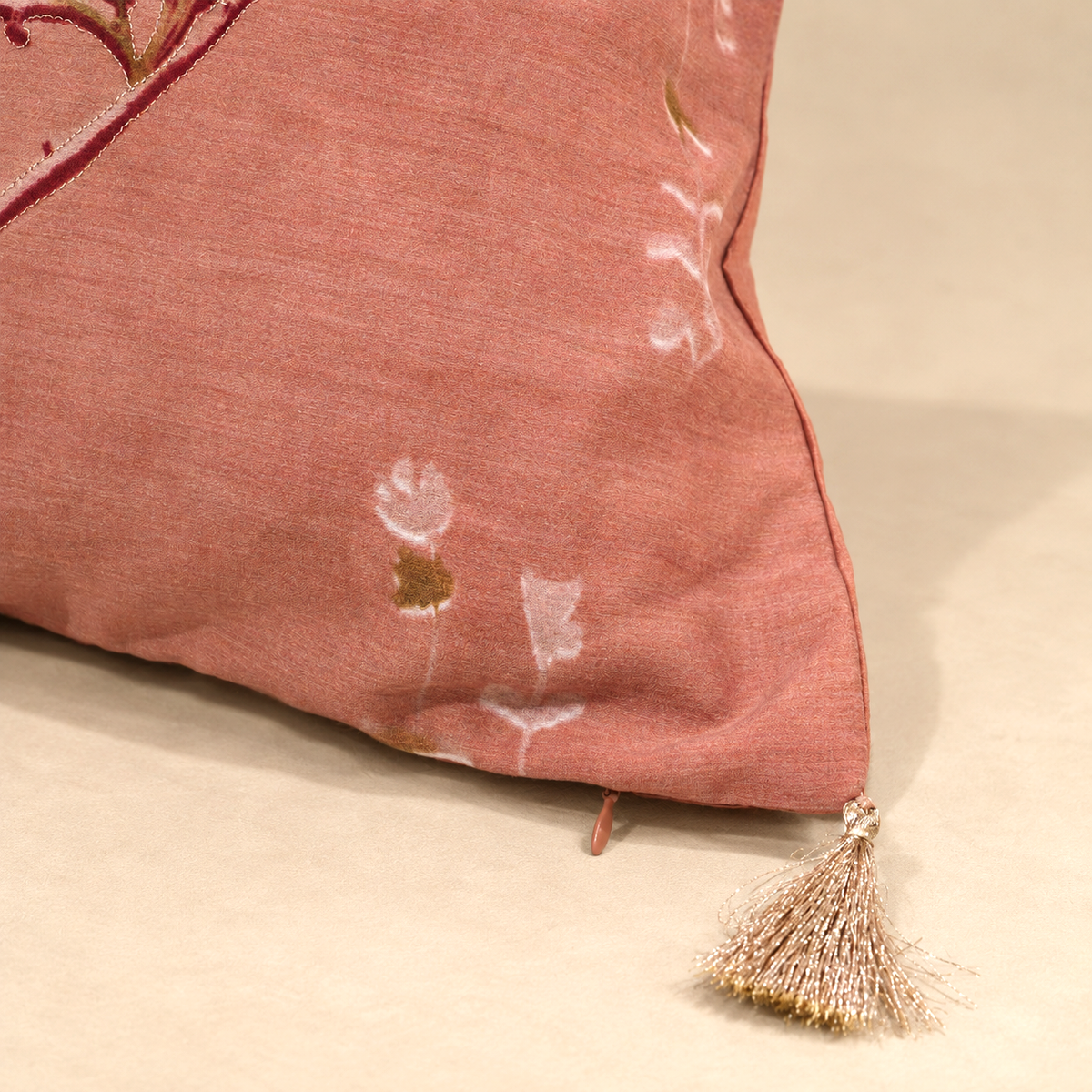 Gleam Cushion - Rose