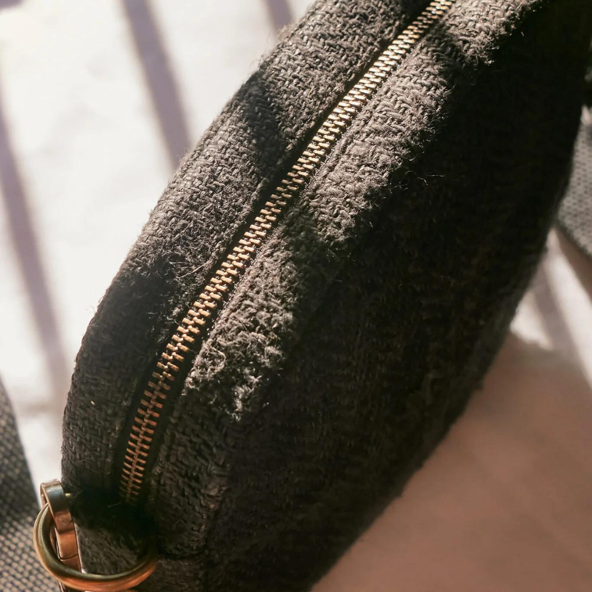 Hemp Sling Bag - Tannin Black