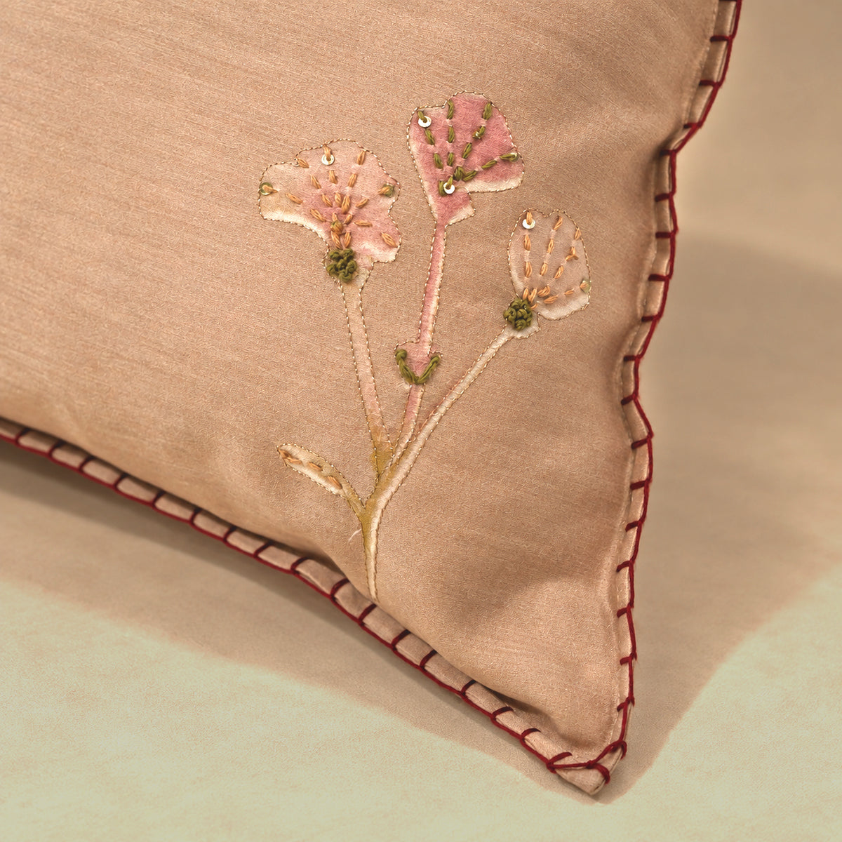 Stem Cushion - Beige