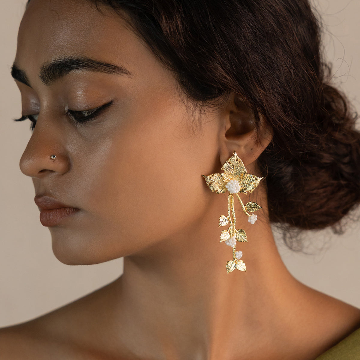 Chhayaa Butti Earring