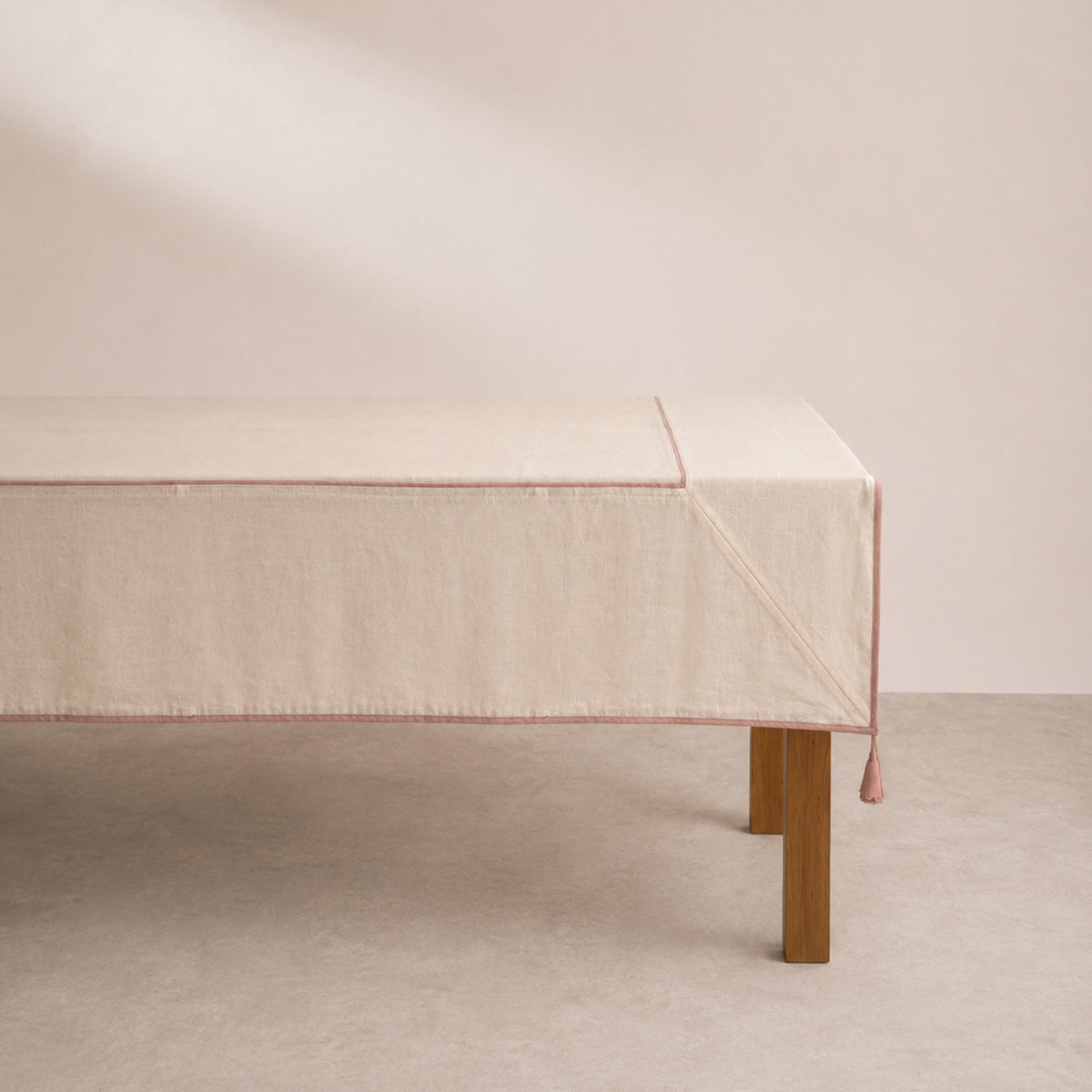 Dew Table Cover - Ivory