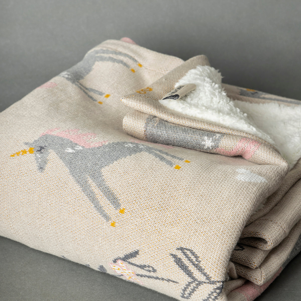 Cotton Knitted Unicorn Design Blanket With Sherpa For Kids