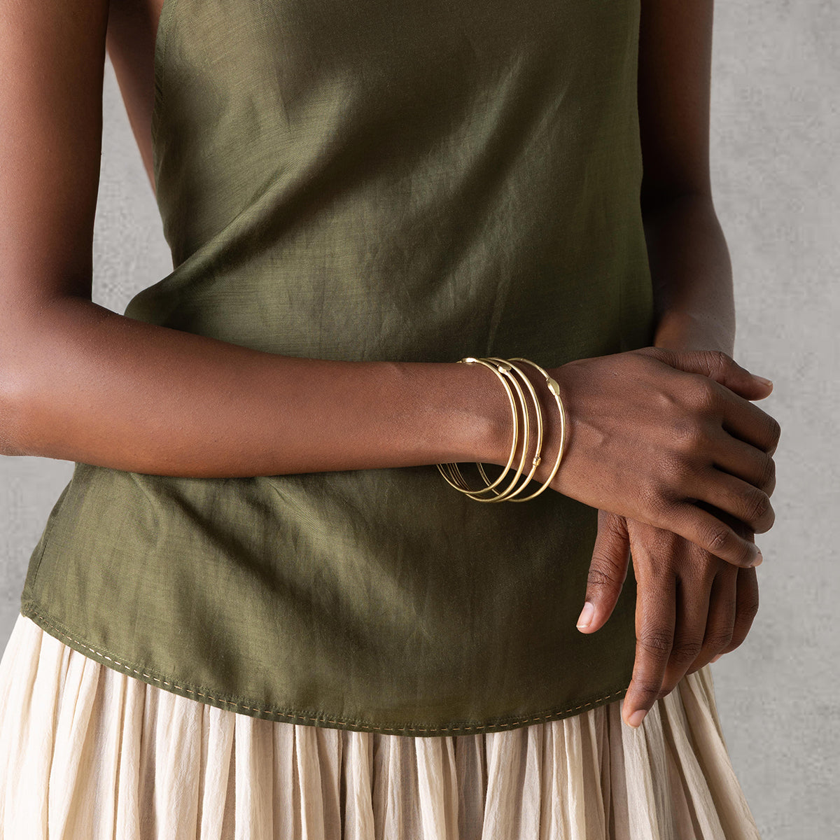 Cluster Bangles Set of 4 - Antique Gold