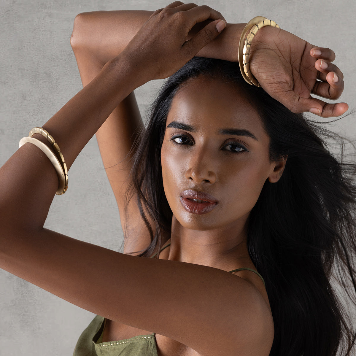 Mountain Bangles Set of 2- Antique Gold